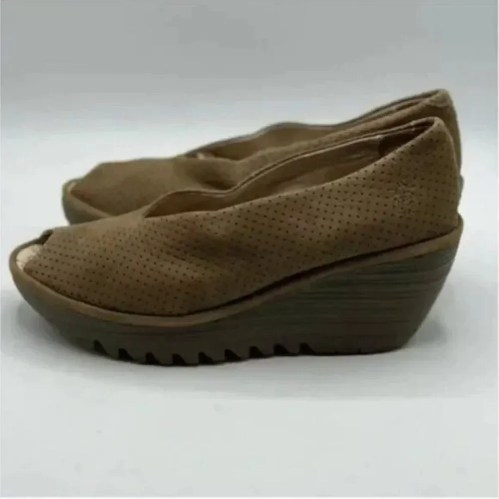 Fly London Yury Peep Toe Wedge Tan Shoe Nubuck Perforated Size EU 38